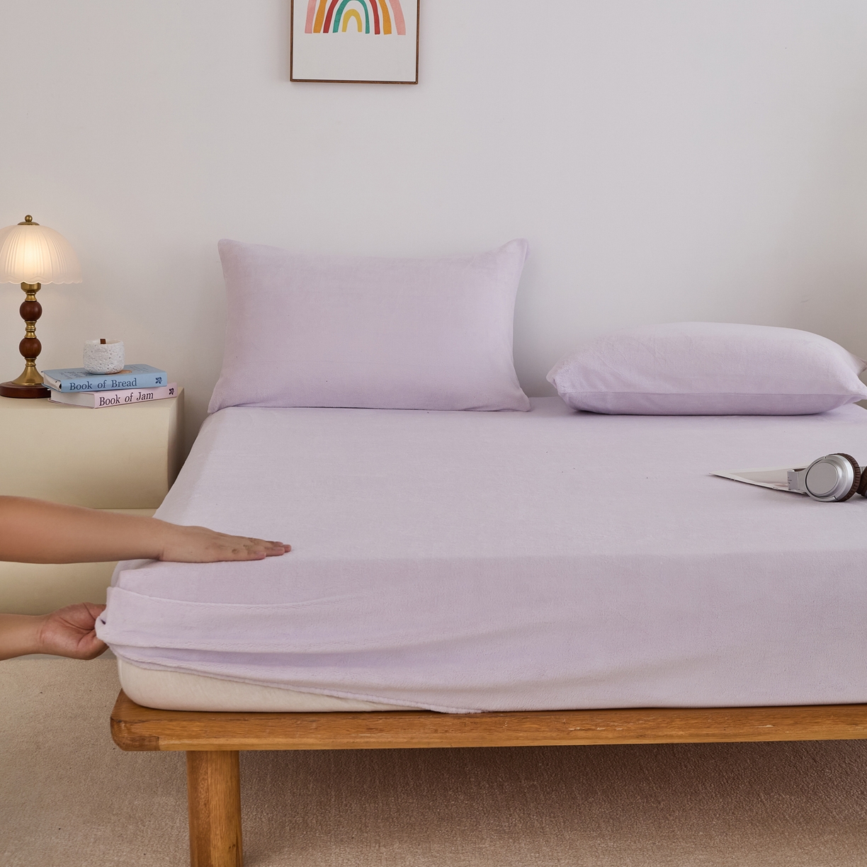 91家纺网 家纺一手货源 找家纺 曼町家居 2025新款高克重柔软牛奶绒床笠单床笠床笠单件 梦幻紫