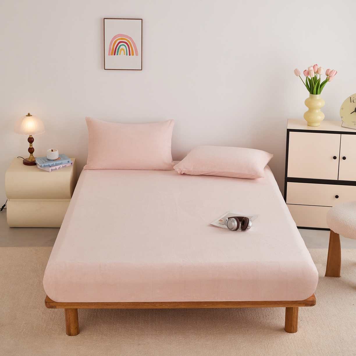 91家纺网 家纺一手货源 找家纺 曼町家居 2025新款高克重柔软牛奶绒床笠单床笠床笠单件 蜜桃粉