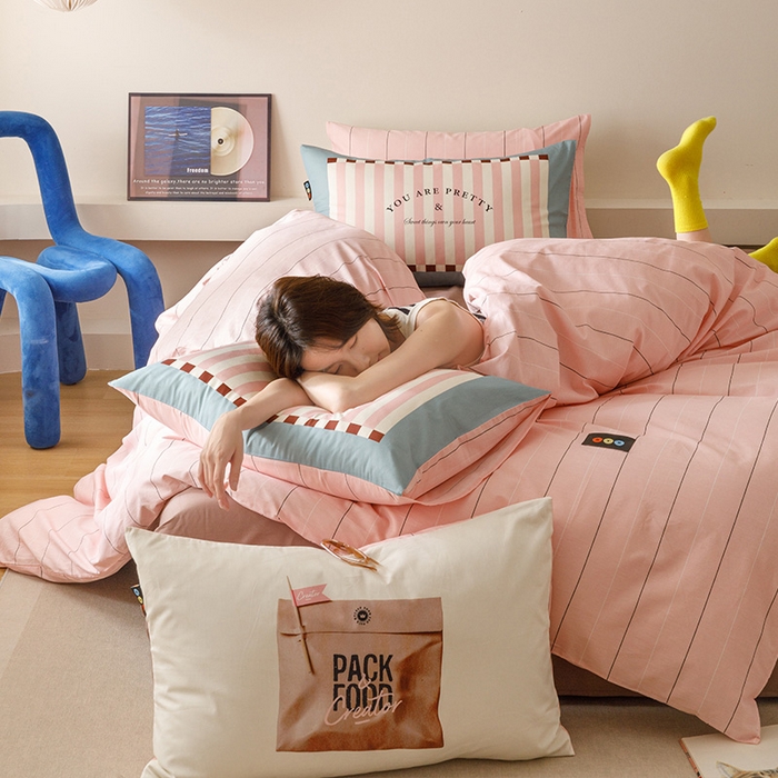 91家纺网 家纺一手货源 找家纺 RYB红黄兰 2025新款ins慵懒风撞色系全棉四件套学生季宿舍床纯棉三件套 粉咖公文