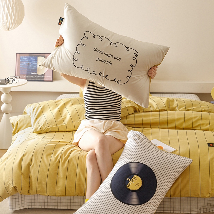 91家纺网 家纺一手货源 找家纺 RYB红黄兰 2025新款ins慵懒风撞色系全棉四件套学生季宿舍床纯棉三件套 复古唱片