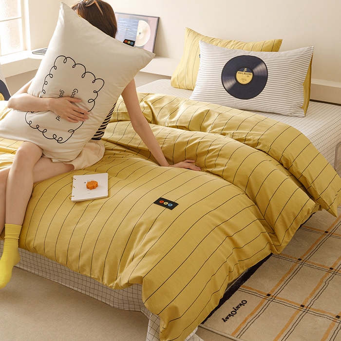 91家纺网 家纺一手货源 找家纺 RYB红黄兰 2025新款ins慵懒风撞色系全棉四件套学生季宿舍床纯棉三件套 复古唱片