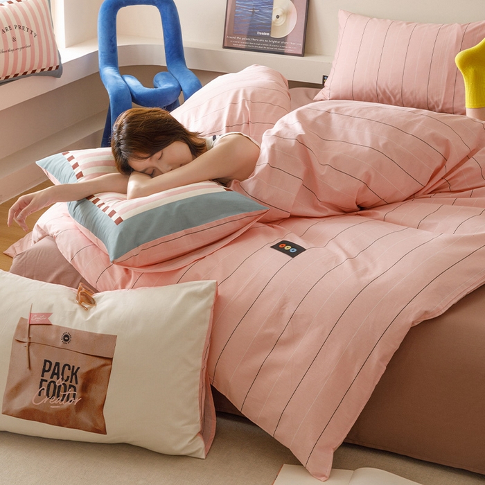 91家纺网 家纺一手货源 找家纺 RYB红黄兰 2025新款ins慵懒风撞色系全棉四件套学生季宿舍床纯棉三件套 粉咖公文