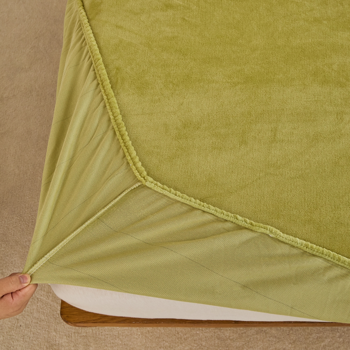 91家纺网 家纺一手货源 找家纺 曼町家居 2025新款高克重柔软牛奶绒床笠单床笠床笠单件 抹茶绿