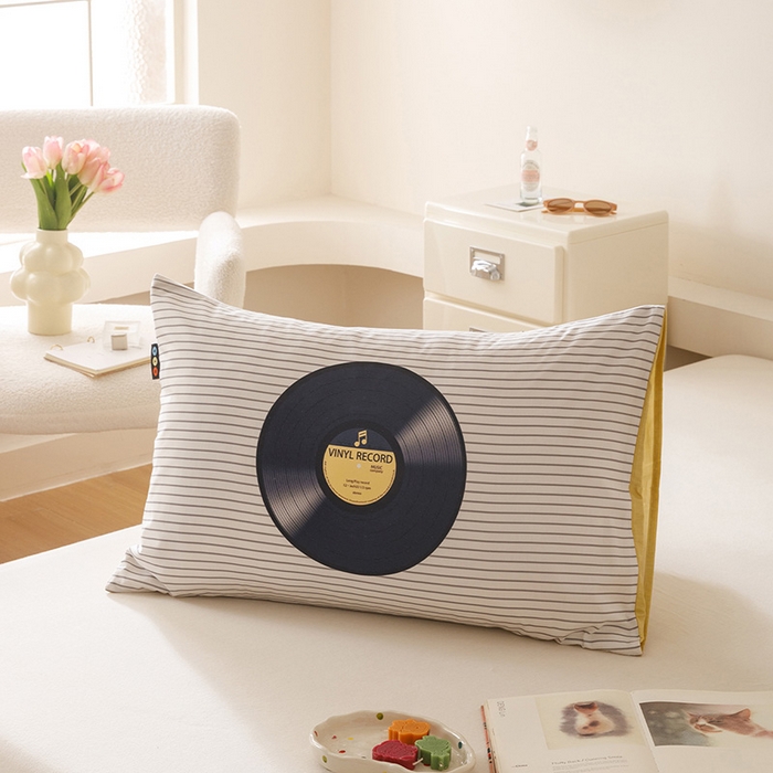 RYB红黄兰 2025新款ins慵懒风撞色系全棉四件套学生季宿舍床纯棉三件套 黑色唱片（枕套）