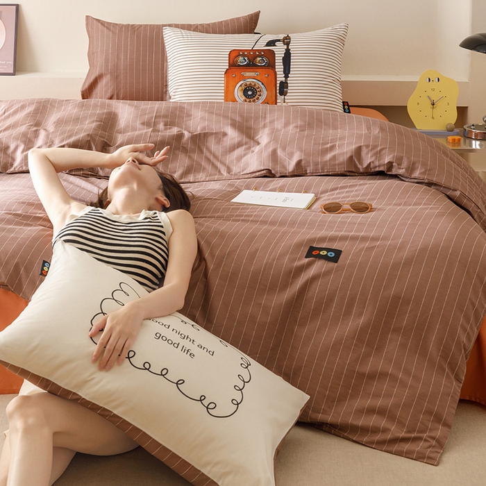 91家纺网 家纺一手货源 找家纺 RYB红黄兰 2025新款ins慵懒风撞色系全棉四件套学生季宿舍床纯棉三件套 咖啡电话