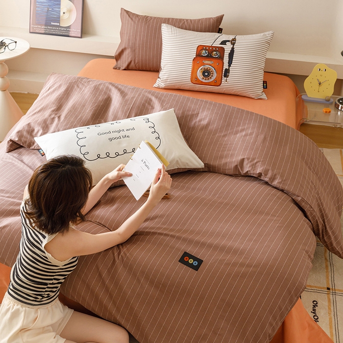 91家纺网 家纺一手货源 找家纺 RYB红黄兰 2025新款ins慵懒风撞色系全棉四件套学生季宿舍床纯棉三件套 咖啡电话