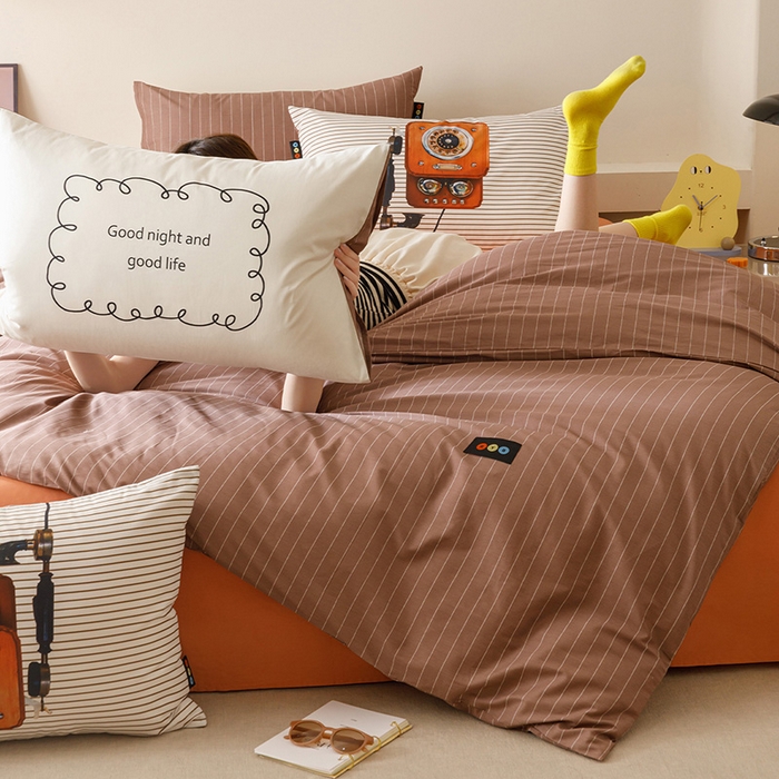 91家纺网 家纺一手货源 找家纺 RYB红黄兰 2025新款ins慵懒风撞色系全棉四件套学生季宿舍床纯棉三件套 咖啡电话