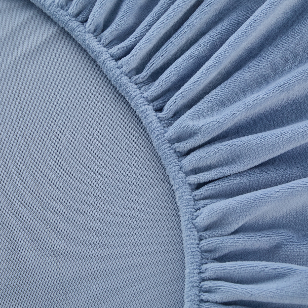 91家纺网 家纺一手货源 找家纺 曼町家居 2025新款高克重柔软牛奶绒床笠单床笠床笠单件 雾蓝