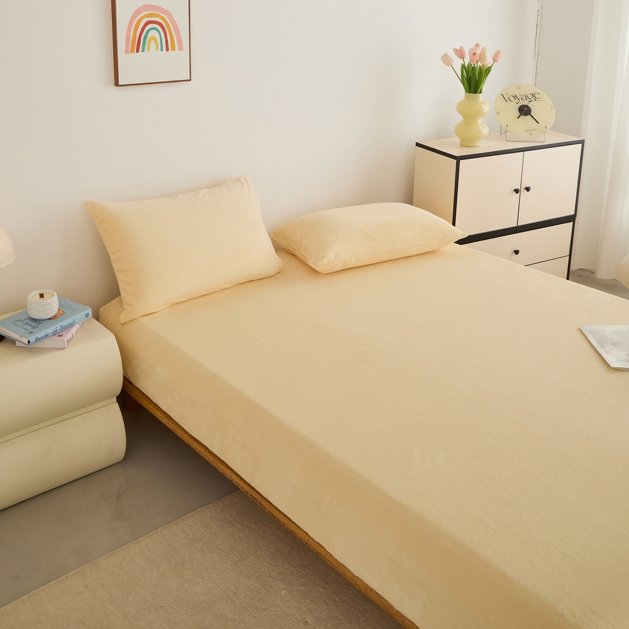 91家纺网 家纺一手货源 找家纺 曼町家居 2025新款高克重柔软牛奶绒床笠单床笠床笠单件 芝士黄