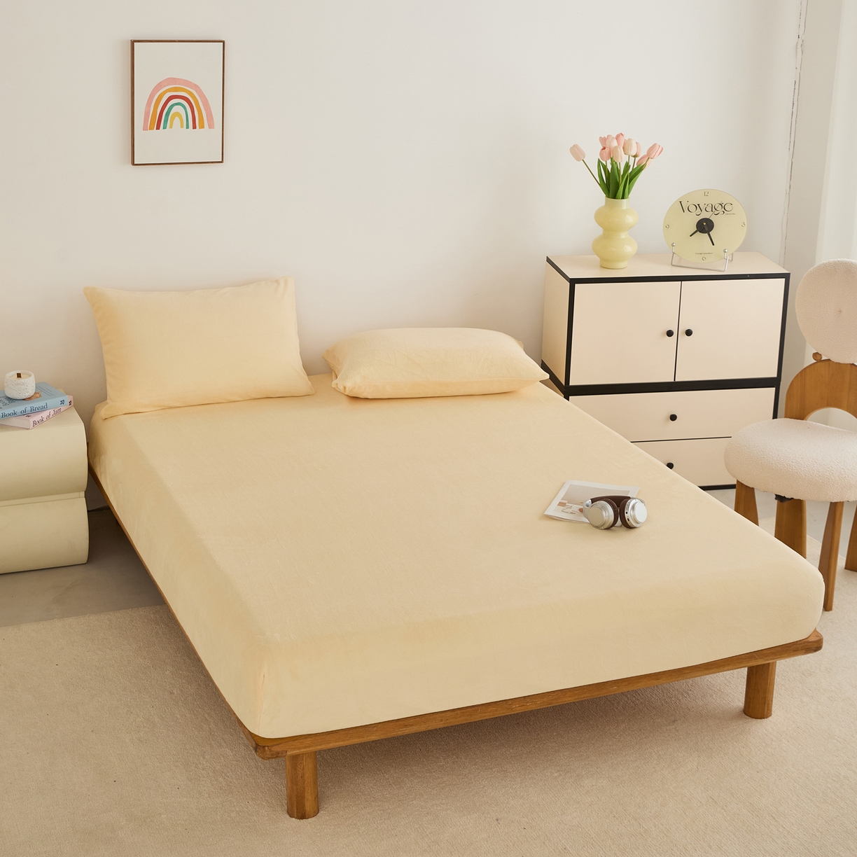 91家纺网 家纺一手货源 找家纺 曼町家居 2025新款高克重柔软牛奶绒床笠单床笠床笠单件 芝士黄