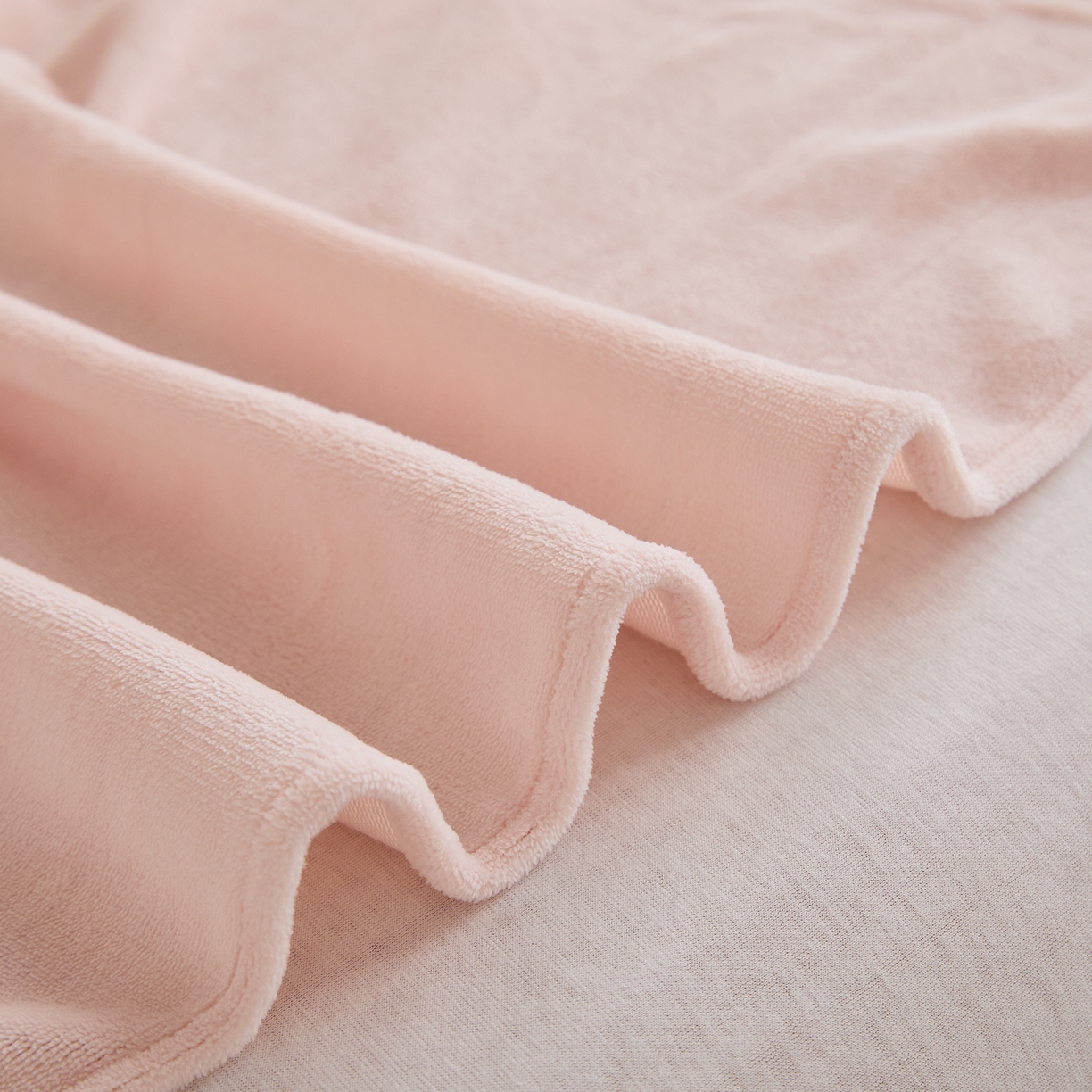 91家纺网 家纺一手货源 找家纺 曼町家居 2025新款高克重牛奶绒床单单床单床单单件 蜜桃粉