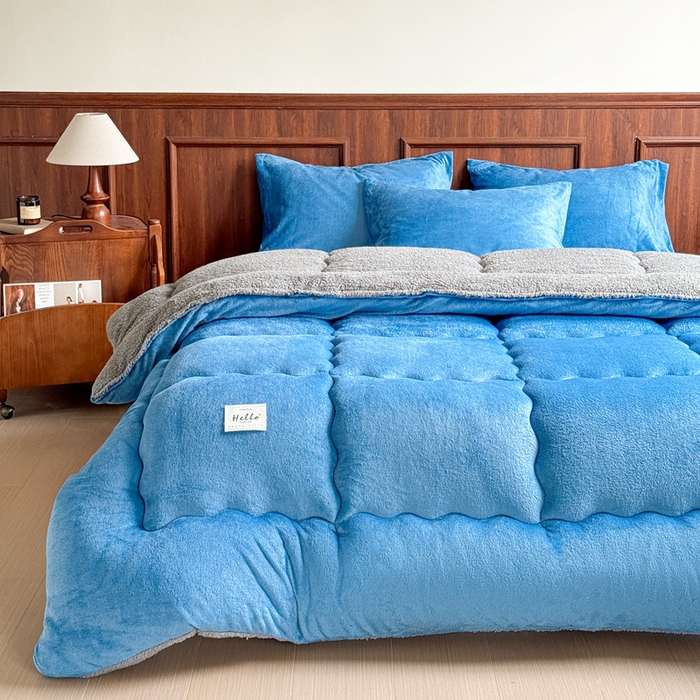 91家纺网 家纺一手货源 找家纺 吉祥家纺 2023新款牛奶绒羊羔绒春秋被冬被被芯跨境电商爆款宾利蓝+灰