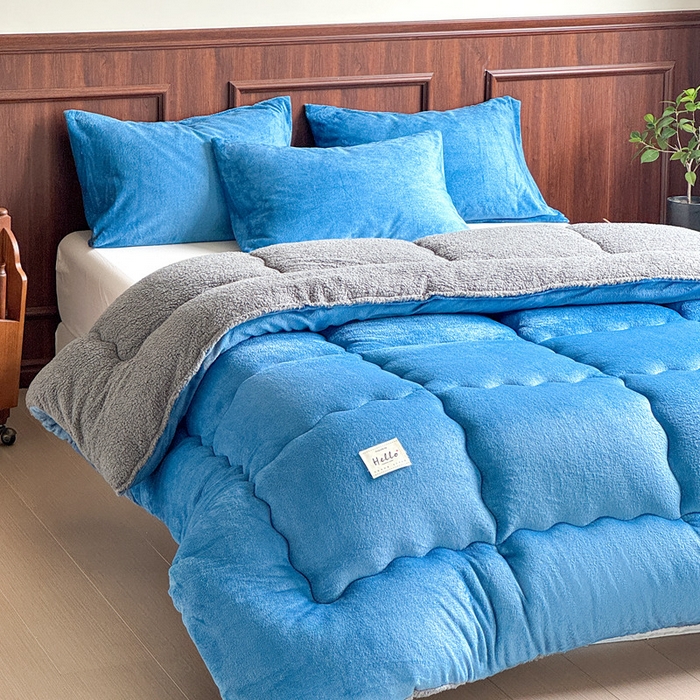 91家纺网 家纺一手货源 找家纺 吉祥家纺 2023新款牛奶绒羊羔绒春秋被冬被被芯跨境电商爆款宾利蓝+灰