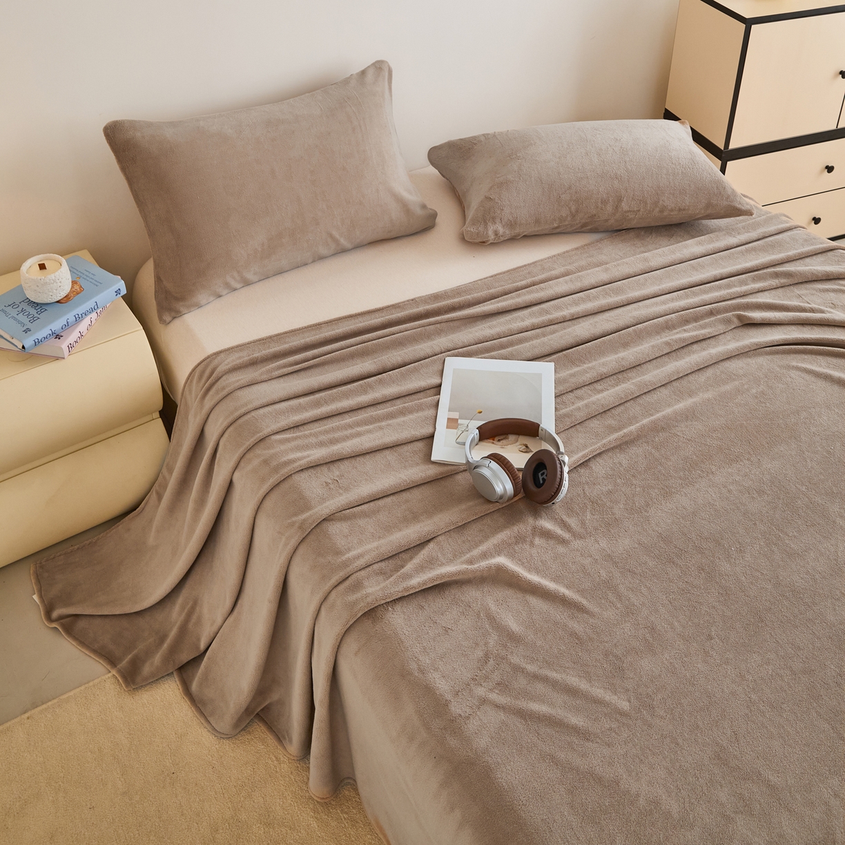 91家纺网 家纺一手货源 找家纺 曼町家居 2025新款高克重牛奶绒床单单床单床单单件 奶茶咖