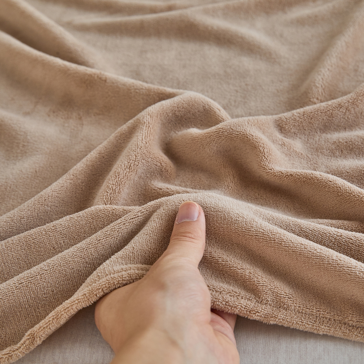 91家纺网 家纺一手货源 找家纺 曼町家居 2025新款高克重牛奶绒床单单床单床单单件 奶茶咖