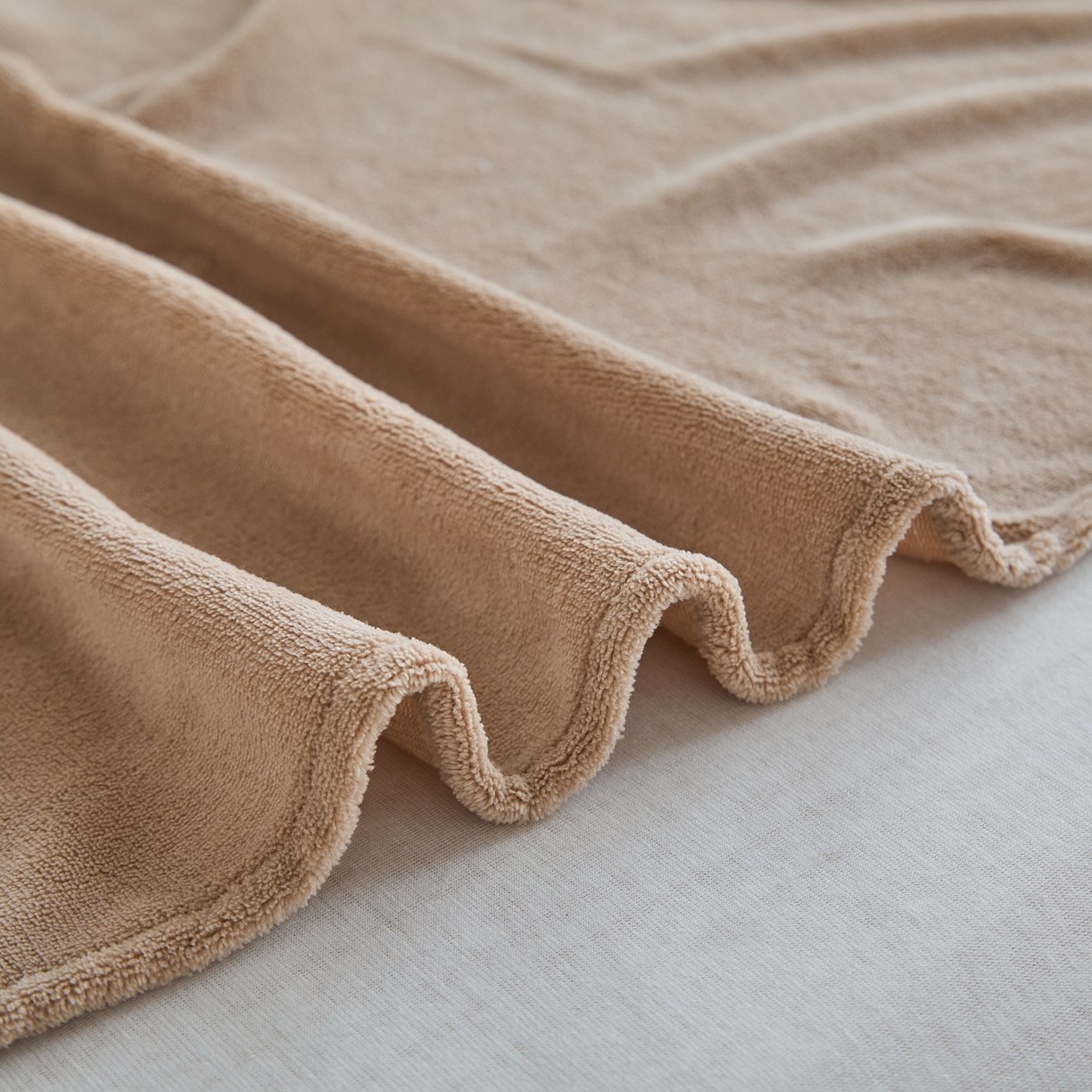 91家纺网 家纺一手货源 找家纺 曼町家居 2025新款高克重牛奶绒床单单床单床单单件 奶茶咖