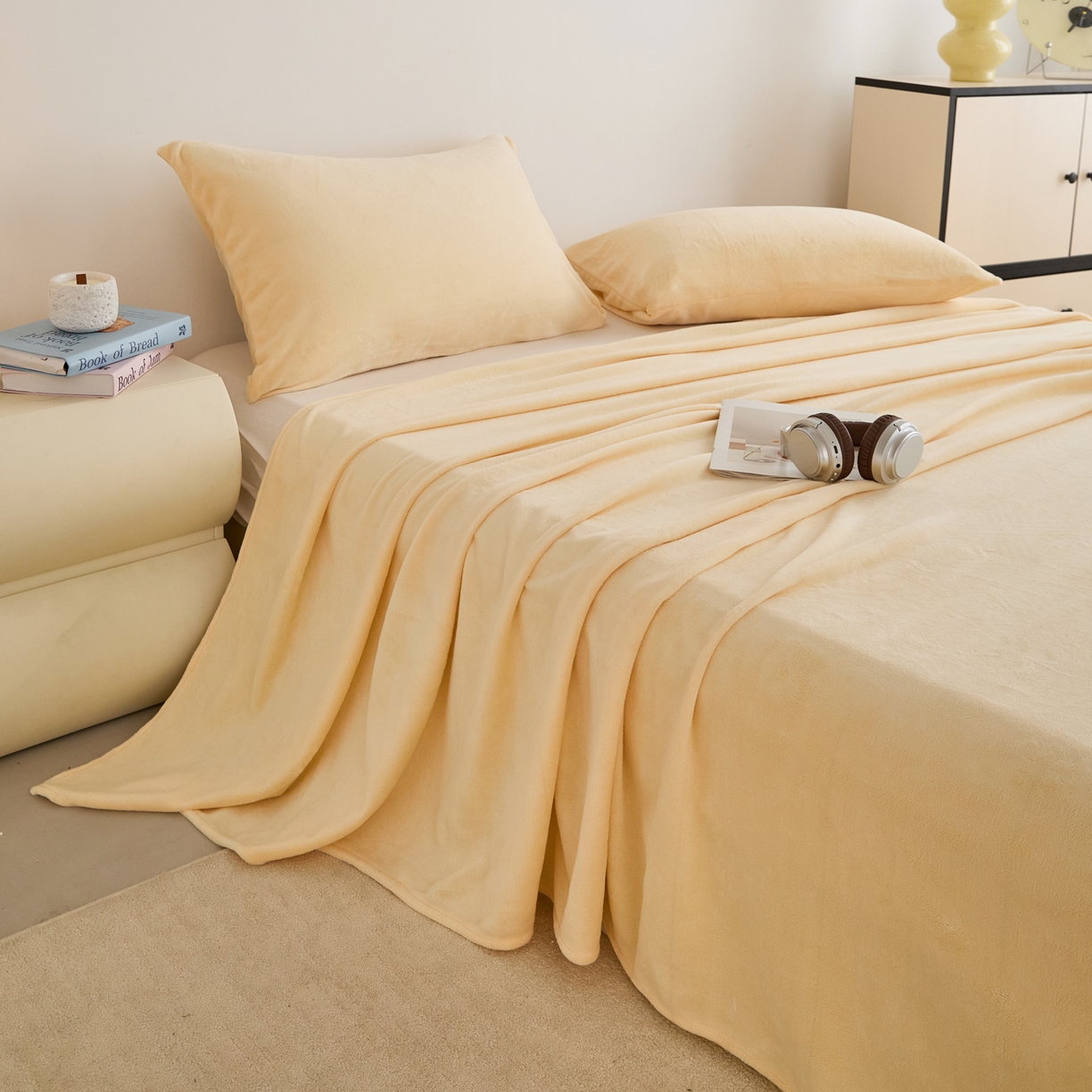 91家纺网 家纺一手货源 找家纺 曼町家居 2025新款高克重牛奶绒床单单床单床单单件 芝士黄