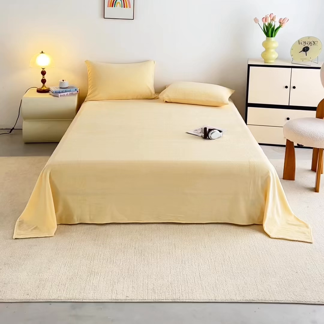 91家纺网 家纺一手货源 找家纺 曼町家居 2025新款高克重牛奶绒床单单床单床单单件 芝士黄