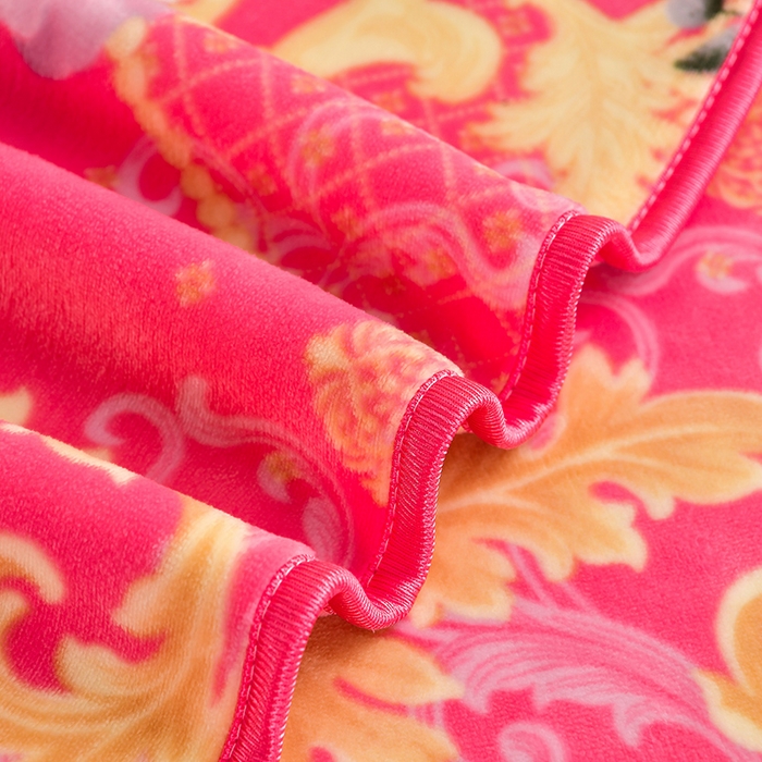 91家纺网 家纺一手货源 找家纺 馨梦缘 2025直播爆款8.5斤牛奶绒四件套加厚保暖床裙金貂绒 静若繁花 粉