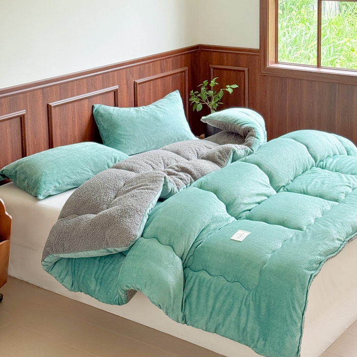 91家纺网 家纺一手货源 找家纺 吉祥家纺 2023新款牛奶绒羊羔绒春秋被冬被被芯跨境电商爆款深绿+灰