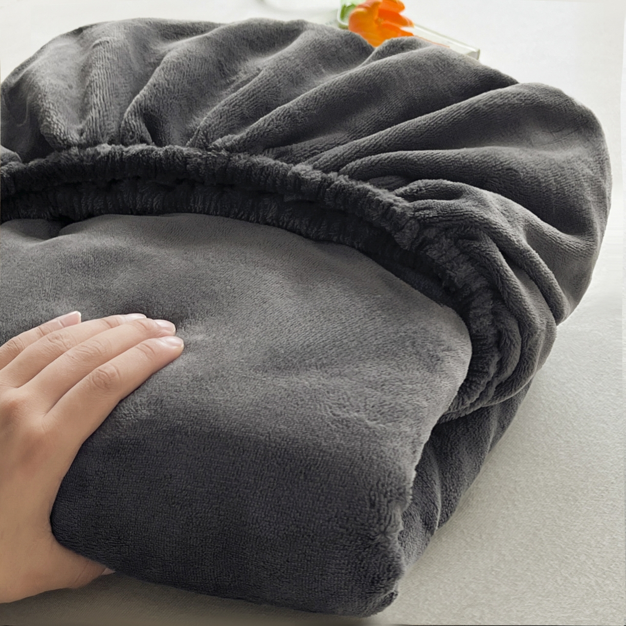 91家纺网 家纺一手货源 找家纺 酱子 2025新款牛奶绒简约纯色床笠 深灰-cl