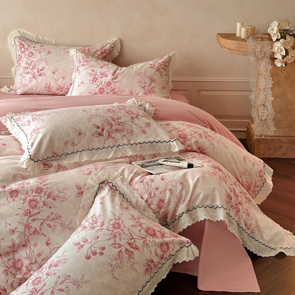 91家纺网 家纺一手货源 找家纺 涵宸家纺 2025新款全棉磨毛印花四件套-雅漾 花禧-红