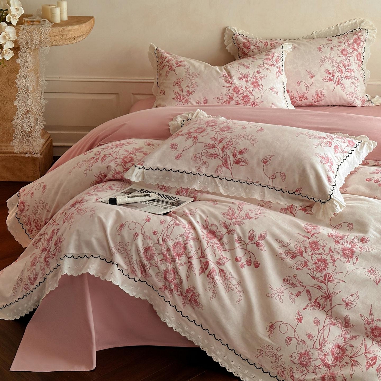 91家纺网 家纺一手货源 找家纺 涵宸家纺 2025新款全棉磨毛印花四件套-雅漾 花禧-红