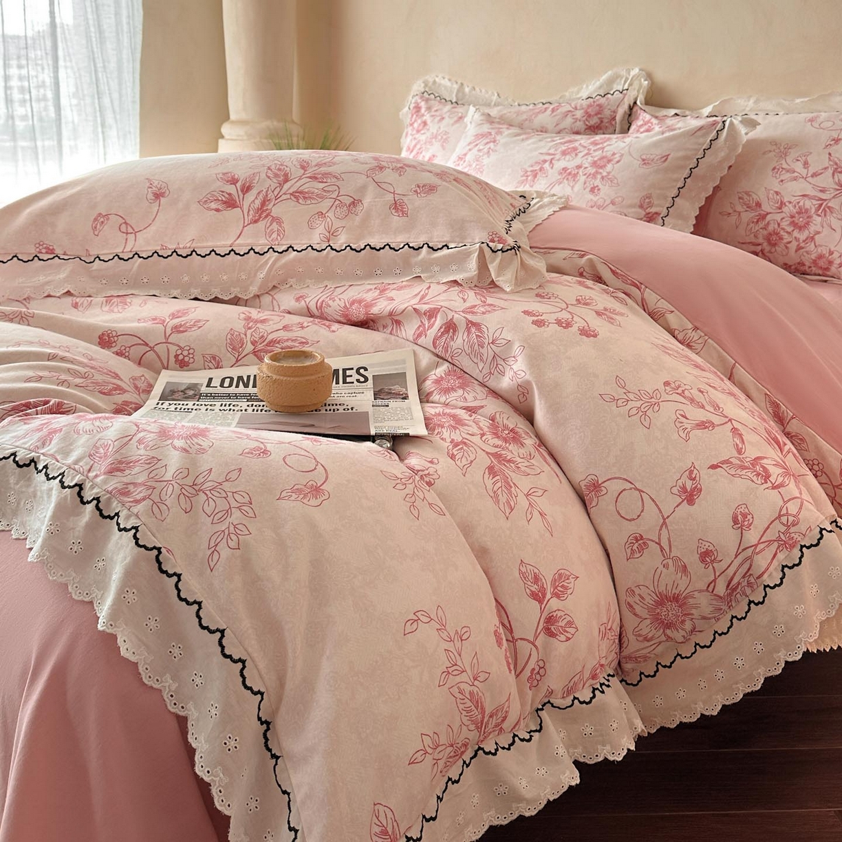 91家纺网 家纺一手货源 找家纺 涵宸家纺 2025新款全棉磨毛印花四件套-雅漾 花禧-红