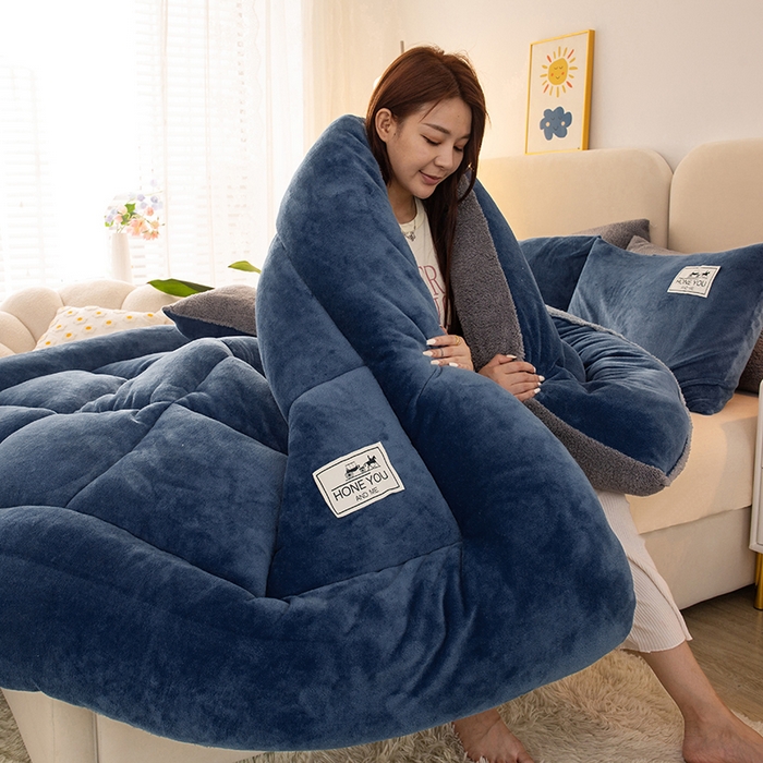 91家纺网 家纺一手货源 找家纺 （总）畅销被业 2025新款纯色加厚保暖雪花绒冬被春秋被被子被芯（跨境）