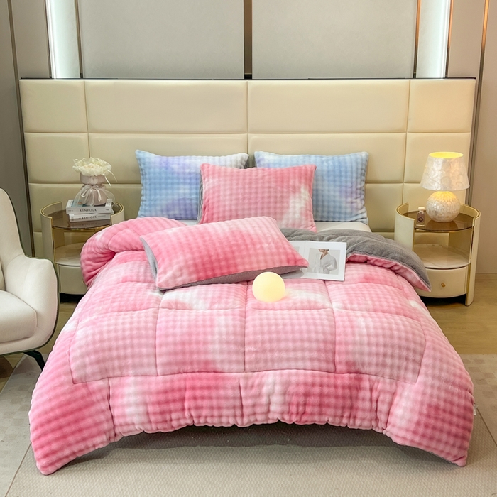 91家纺网 家纺一手货源 找家纺 米乐被业 2025新款兔毛羊羔绒冬被被子被芯 渐变粉