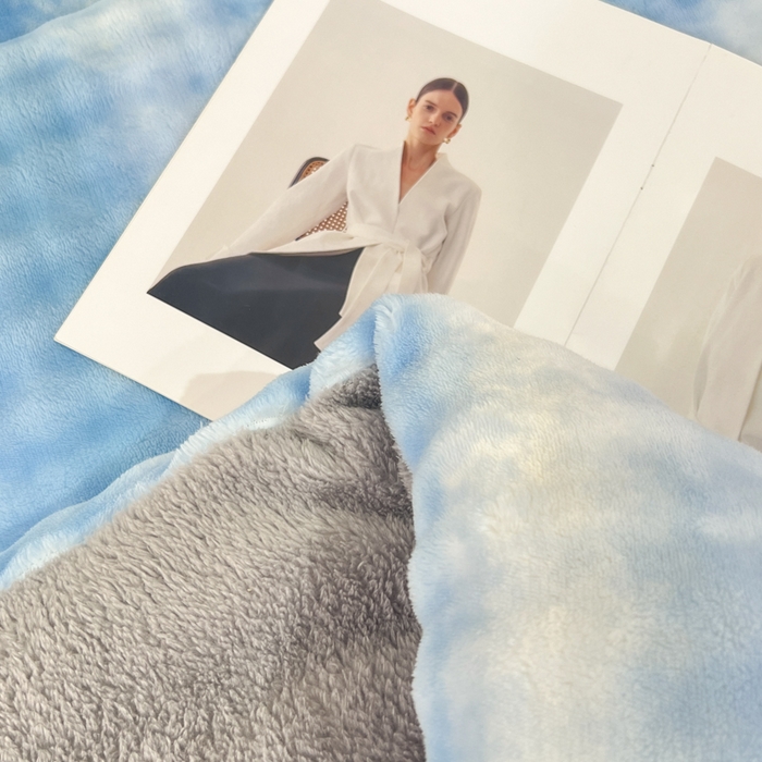 91家纺网 家纺一手货源 找家纺 米乐被业 2025新款兔毛羊羔绒冬被被子被芯 渐变蓝