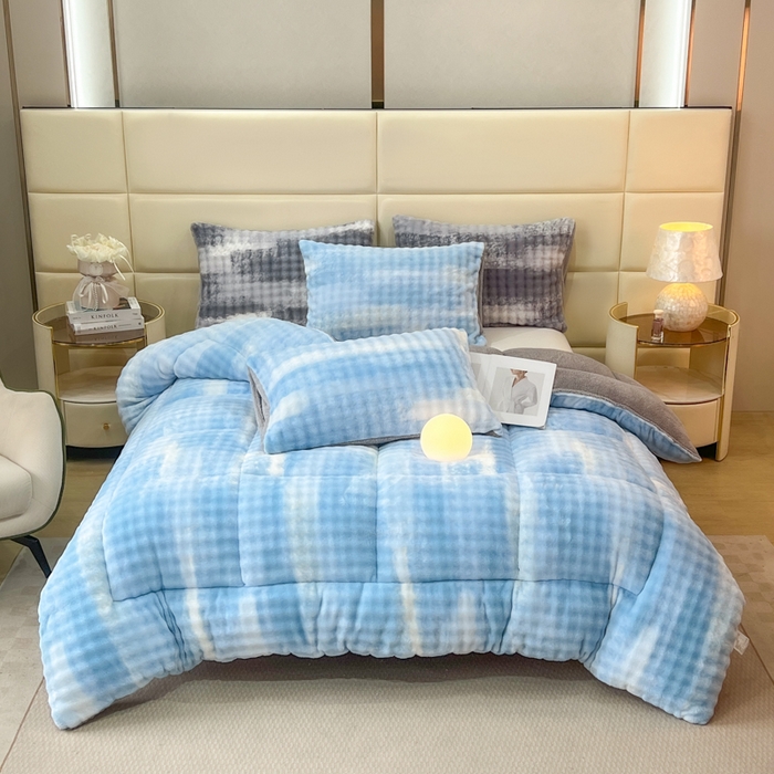 91家纺网 家纺一手货源 找家纺 米乐被业 2025新款兔毛羊羔绒冬被被子被芯 渐变蓝