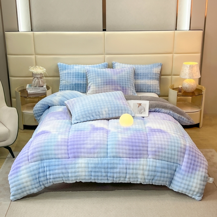 91家纺网 家纺一手货源 找家纺 米乐被业 2025新款兔毛羊羔绒冬被被子被芯 渐变蓝紫