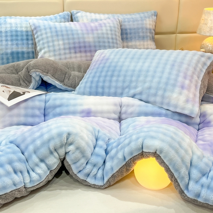 91家纺网 家纺一手货源 找家纺 米乐被业 2025新款兔毛羊羔绒冬被被子被芯 渐变蓝紫