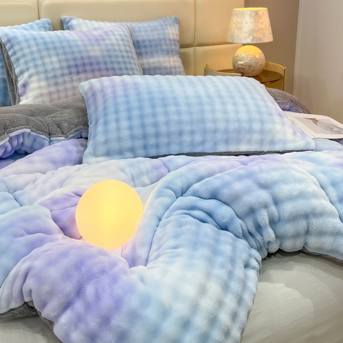 91家纺网 家纺一手货源 找家纺 米乐被业 2025新款兔毛羊羔绒冬被被子被芯 渐变蓝紫