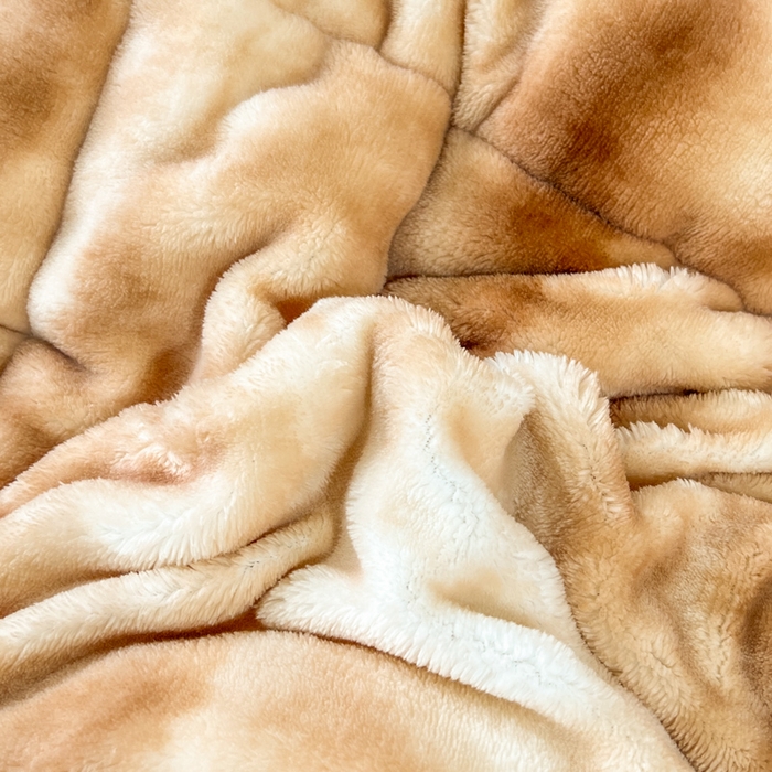 91家纺网 家纺一手货源 找家纺 米乐被业 2025新款兔毛羊羔绒冬被被子被芯 渐变奶咖