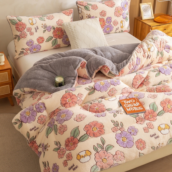 91家纺网 家纺一手货源 找家纺 米乐被业 2025新款雪花绒冬被法莱绒被子被芯花开富贵