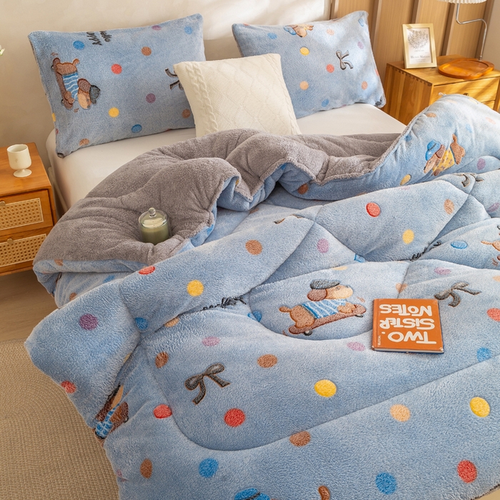 91家纺网 家纺一手货源 找家纺 米乐被业 2025新款雪花绒冬被法莱绒被子被芯幸福小狗