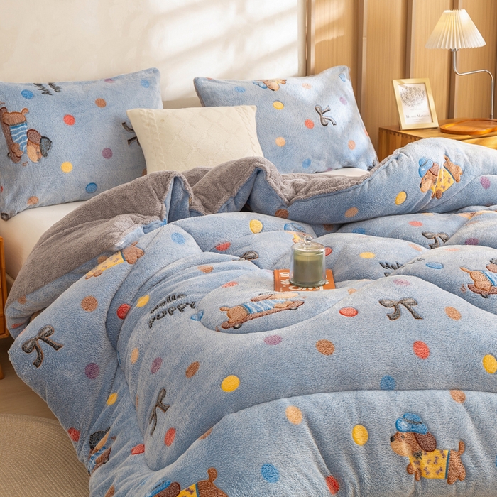 91家纺网 家纺一手货源 找家纺 米乐被业 2025新款雪花绒冬被法莱绒被子被芯幸福小狗