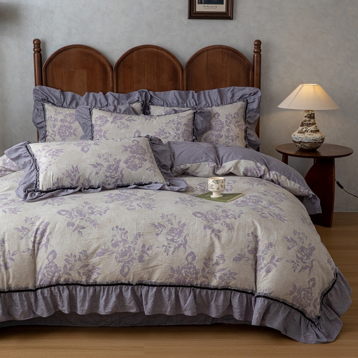 91家纺网 家纺一手货源 找家纺 芯贝儿 2025新款加厚原麻复古风亚麻皱皱双层纱水洗m花边四件套 花影--紫