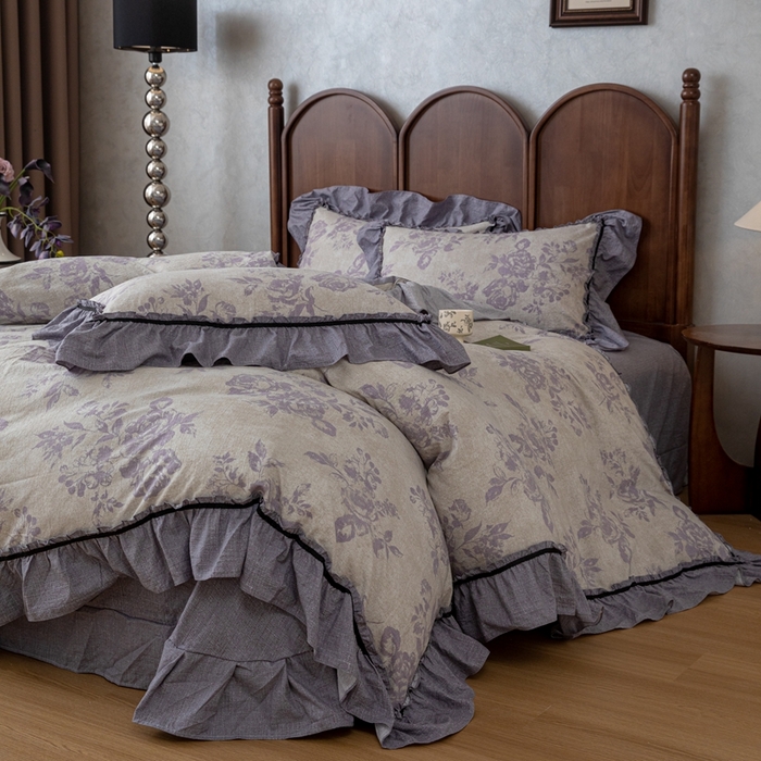 91家纺网 家纺一手货源 找家纺 芯贝儿 2025新款加厚原麻复古风亚麻皱皱双层纱水洗m花边四件套 花影--紫