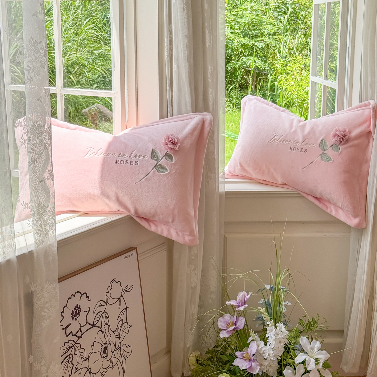 91家纺网 家纺一手货源 找家纺 恋尚羽家纺 2025新款加厚消光牛奶绒绣花四件套 手工花朵工艺款 宝宝绒 精包装 粉色