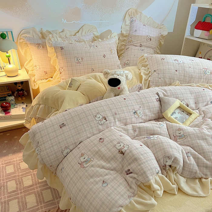 91家纺网 家纺一手货源 找家纺 （总）桃子家居 2025新款A类ins韩版花边少女心可爱卡通碎花加厚牛奶绒四件套