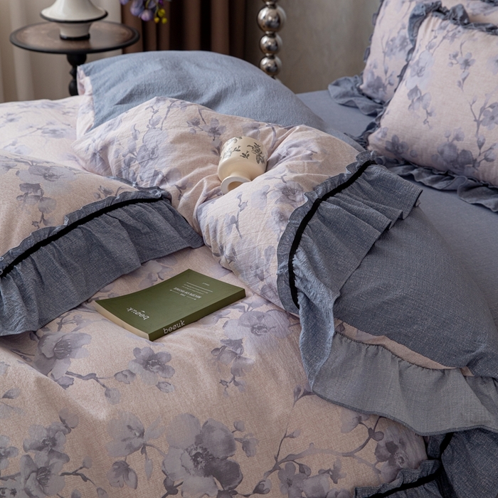 91家纺网 家纺一手货源 找家纺 芯贝儿 2025新款加厚原麻复古风亚麻皱皱双层纱水洗m花边四件套 花之舞