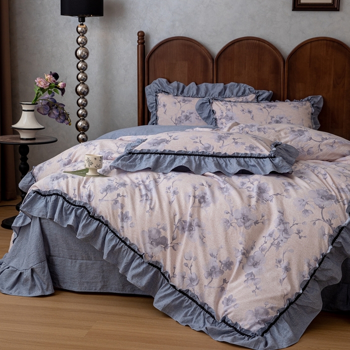 91家纺网 家纺一手货源 找家纺 芯贝儿 2025新款加厚原麻复古风亚麻皱皱双层纱水洗m花边四件套 花之舞