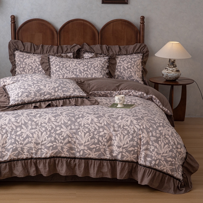 91家纺网 家纺一手货源 找家纺 芯贝儿 2025新款加厚原麻复古风亚麻皱皱双层纱水洗m花边四件套 玛丽时光