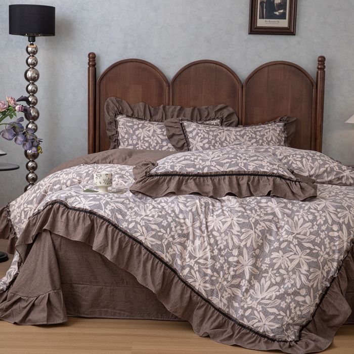 91家纺网 家纺一手货源 找家纺 芯贝儿 2025新款加厚原麻复古风亚麻皱皱双层纱水洗m花边四件套 玛丽时光