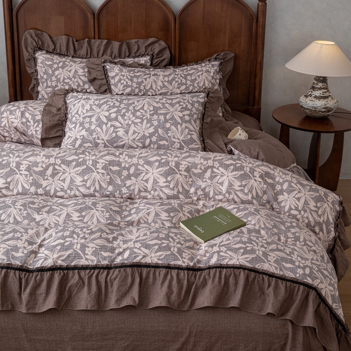 91家纺网 家纺一手货源 找家纺 芯贝儿 2025新款加厚原麻复古风亚麻皱皱双层纱水洗m花边四件套 玛丽时光