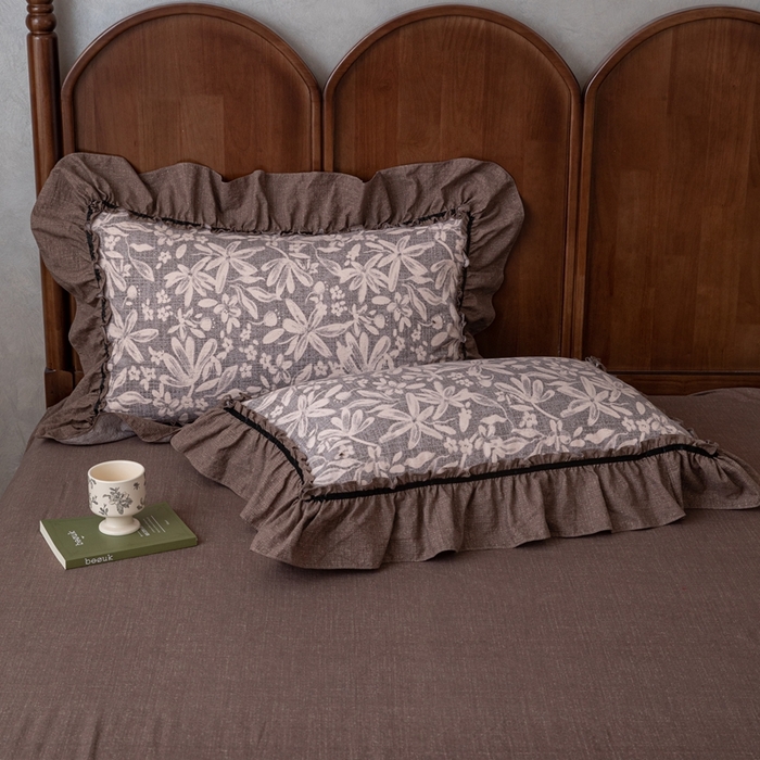 91家纺网 家纺一手货源 找家纺 芯贝儿 2025新款加厚原麻复古风亚麻皱皱双层纱水洗m花边四件套 玛丽时光