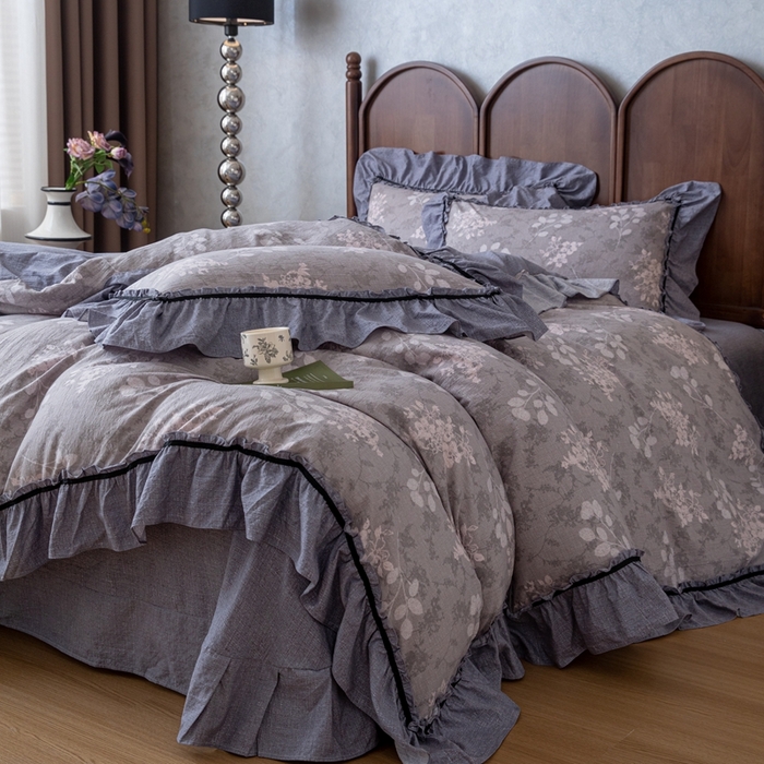 91家纺网 家纺一手货源 找家纺 芯贝儿 2025新款加厚原麻复古风亚麻皱皱双层纱水洗m花边四件套 曼妙花园